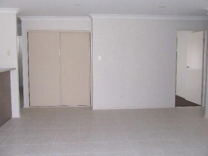 46 Pinelands St, Loganlea QLD 4131
