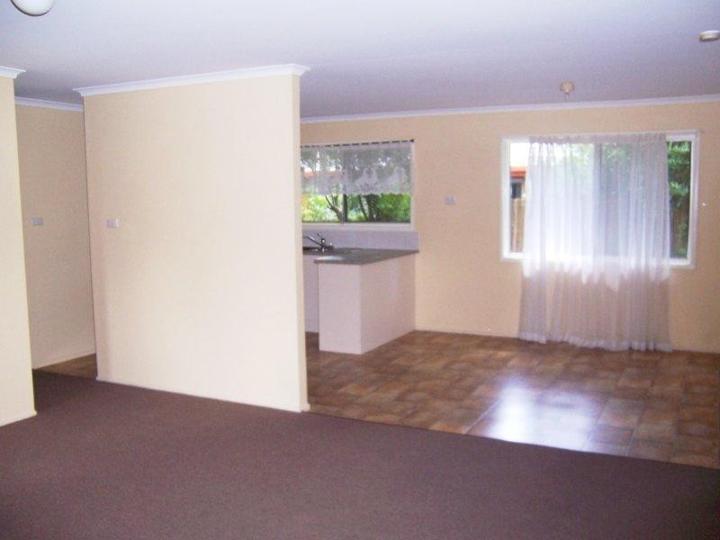 35 Maroochy Cres, Beenleigh QLD 4207