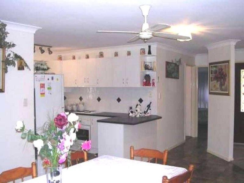 7 Gatland Street Ct, Boronia Heights QLD 4124