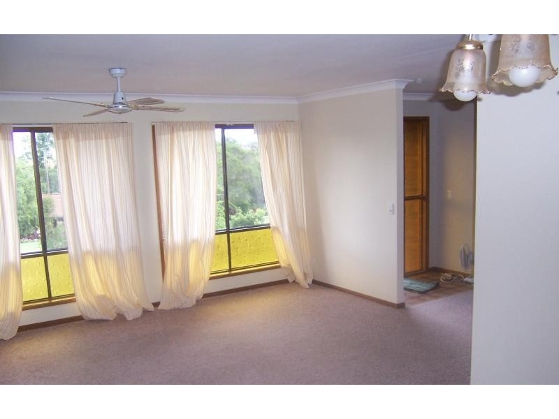 3 Kalos  St, Shailer Park QLD 4128