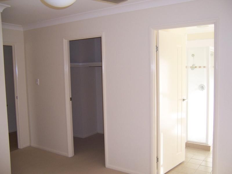 13 Jasmine Cct, Ormeau QLD 4208