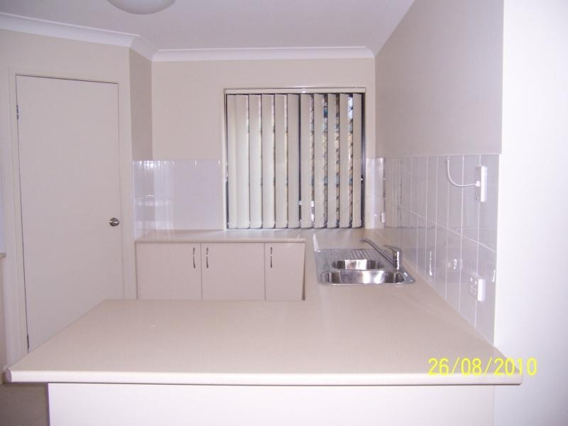 8 Davison Ct, Marsden QLD 4132