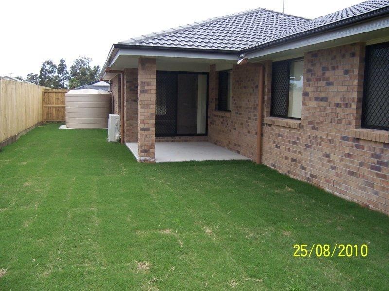 8 Davison Ct, Marsden QLD 4132