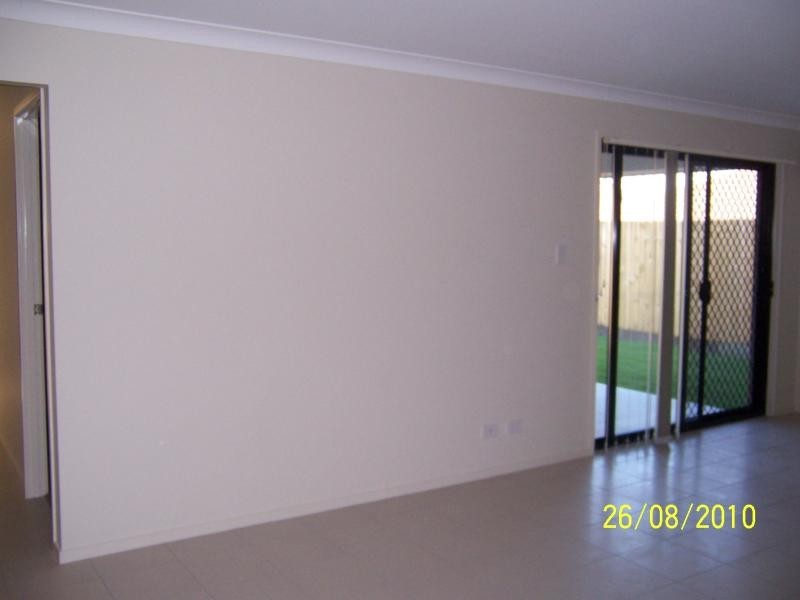 8 Davison Ct, Marsden QLD 4132