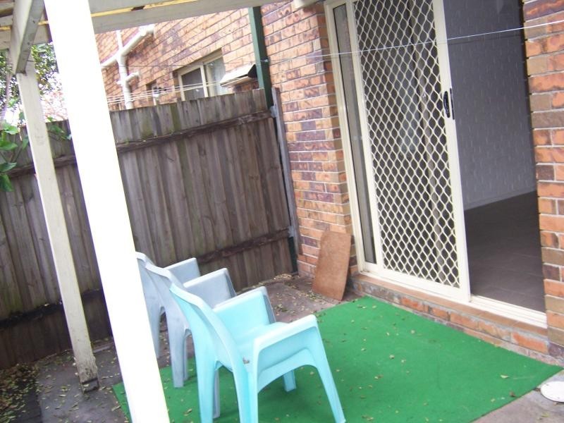 12/16 Ewing Road Rd, Logan Central QLD 4114