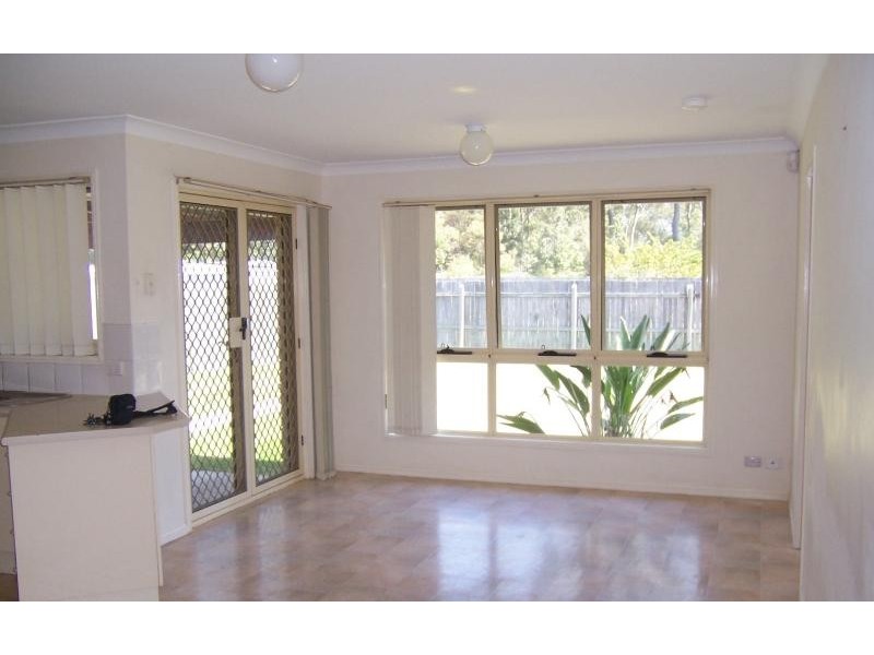 32 Murrumbidgee  St, Hillcrest QLD 4118