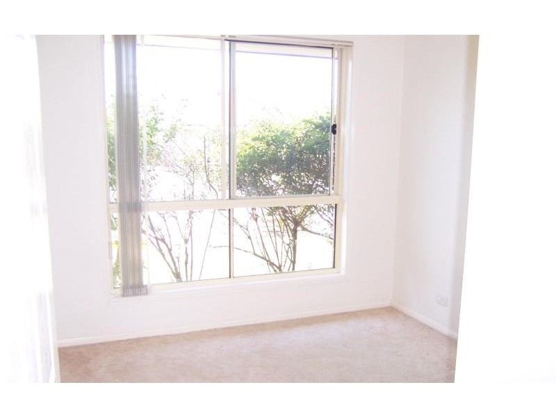 32 Murrumbidgee  St, Hillcrest QLD 4118