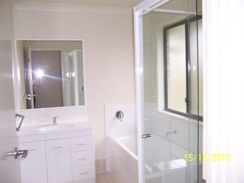 25 Prestige Drive Dr, Marsden QLD 4132