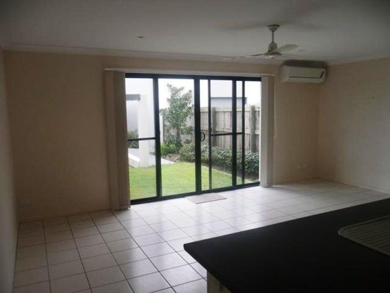 4/17 Park Esp, Coomera QLD 4209