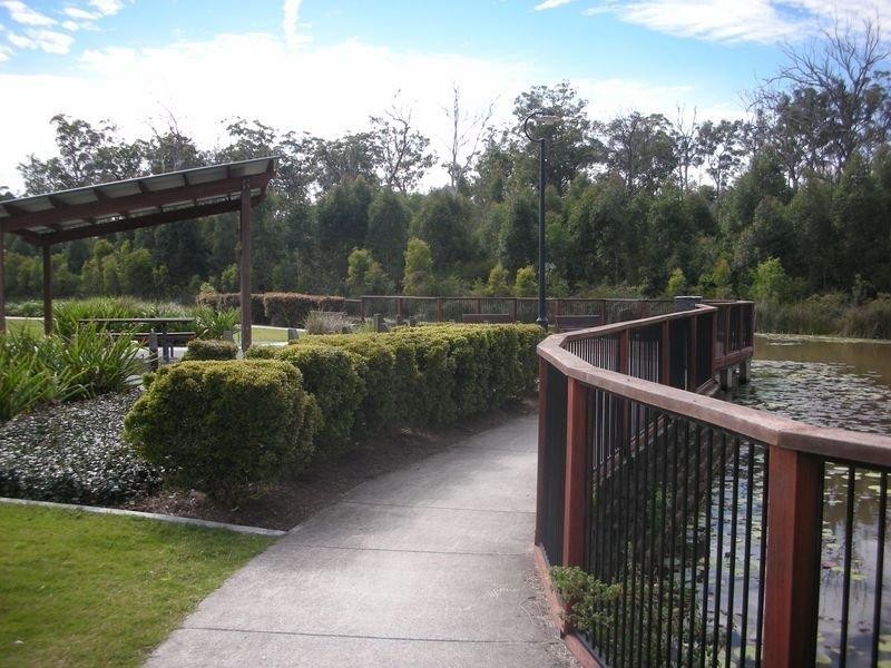 4/17 Park Esp, Coomera QLD 4209