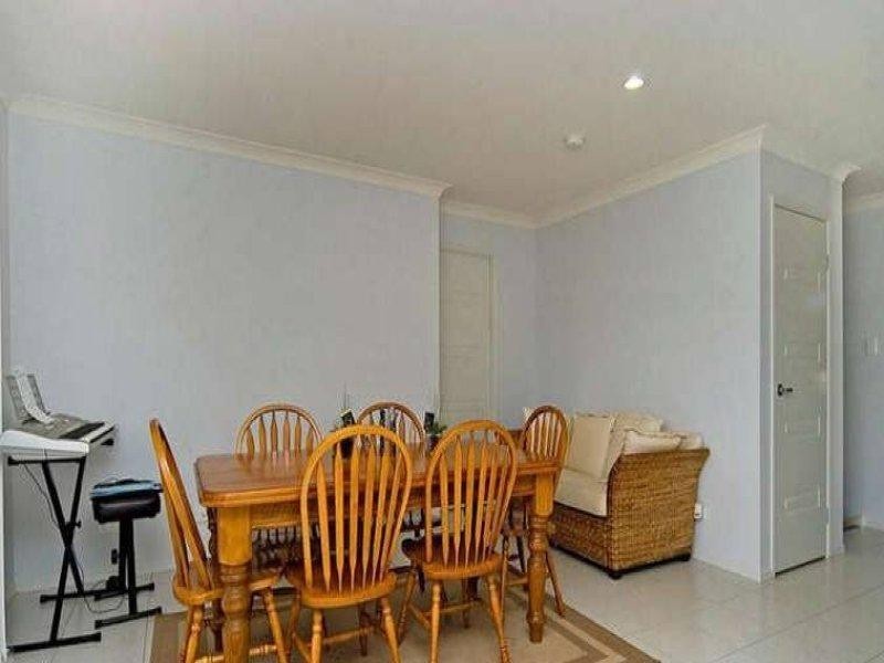 6 Matthews  Cres, Pimpama QLD 4209