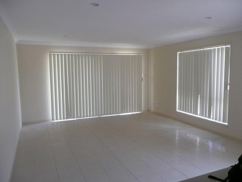 15A Niccy Rd, Coomera QLD 4209