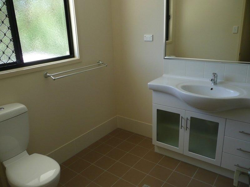 15B Nicci Rd, Coomera QLD 4209