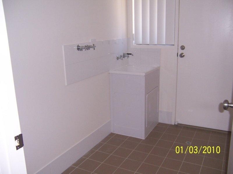 17 Saltwater Bvd, Oxenford QLD 4210