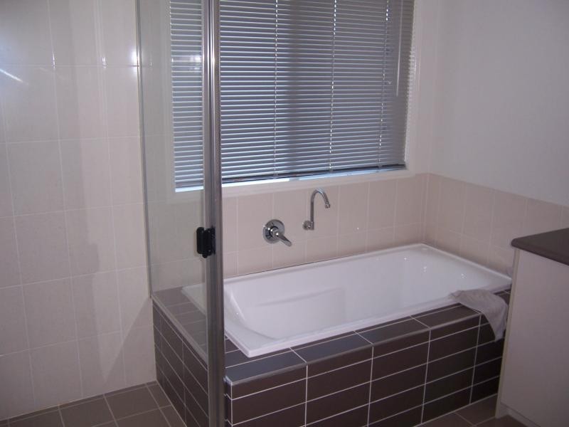 73 Dewar  Dr, Loganholme QLD 4129