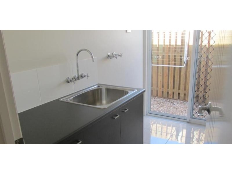 12 Richmond Cres, Waterford QLD 4133