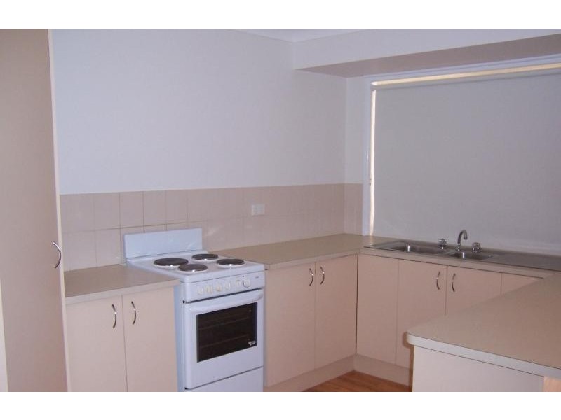 12  Harburg Dr, Beenleigh QLD 4207