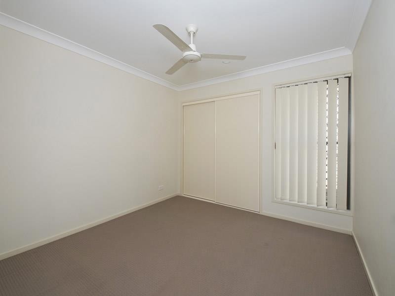 2 Ladbroke St, Wakerley QLD 4154