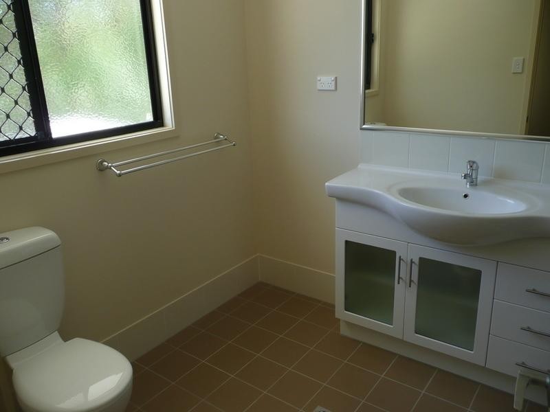 15B Nicci Rd, Coomera QLD 4209