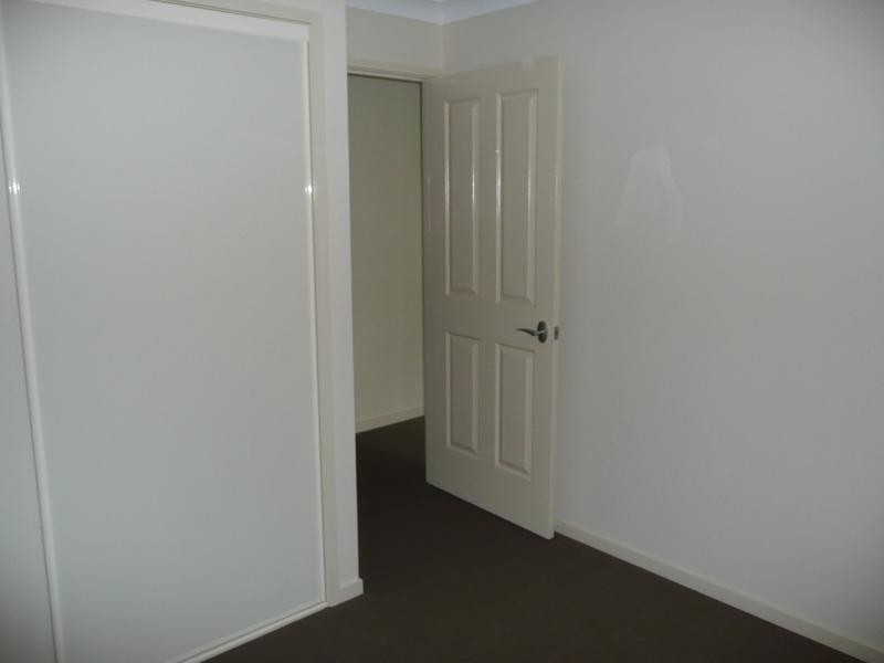 15B Nicci Rd, Coomera QLD 4209
