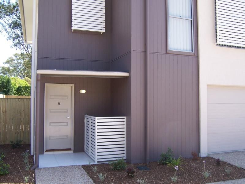 8/50 Riverhills Rd, Eagleby QLD 4207