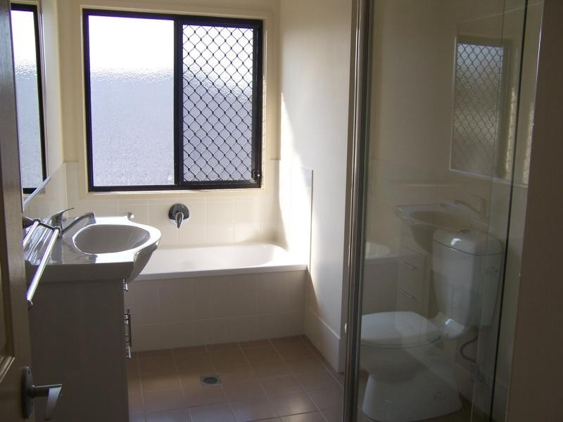 15b Nicci Rd, Coomera QLD 4209