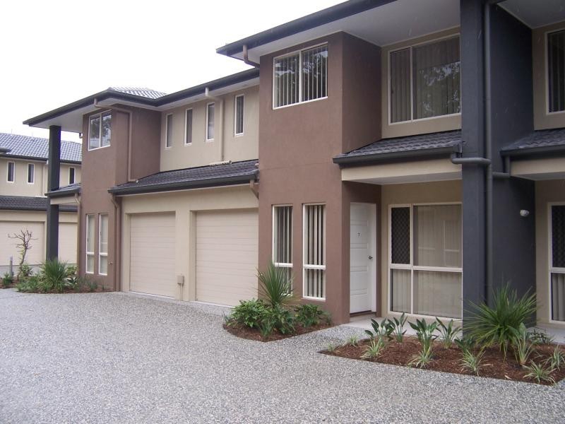8/54 Riverhills Rd, Eagleby QLD 4207