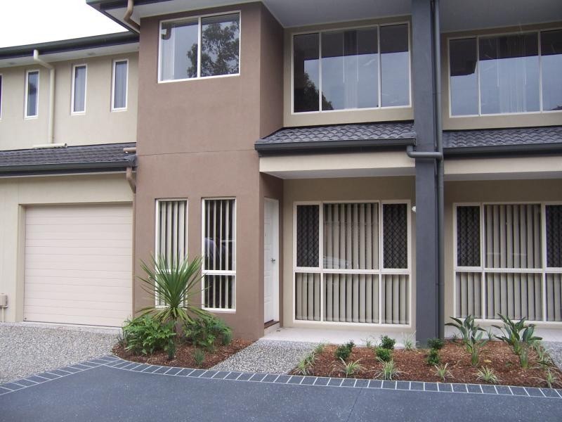 8/54 Riverhills Rd, Eagleby QLD 4207