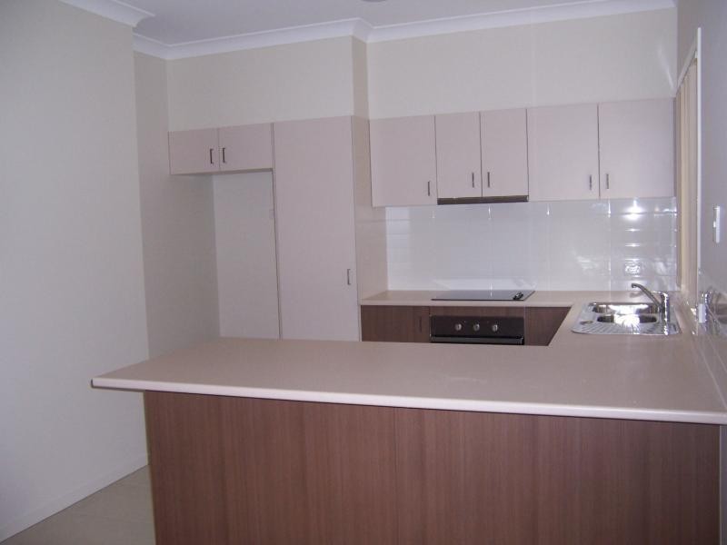 8/54 Riverhills Rd, Eagleby QLD 4207