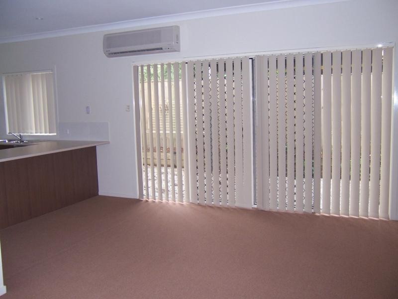 8/54 Riverhills Rd, Eagleby QLD 4207