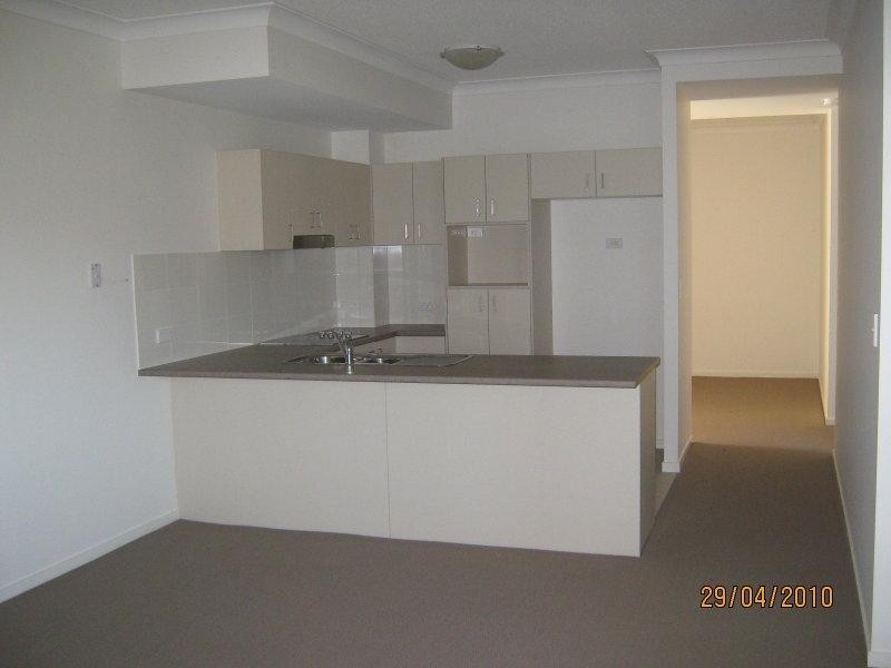 9/12-14 Hawthorne  St, Beenleigh QLD 4207