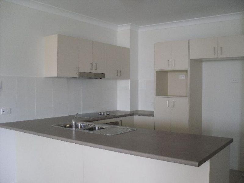 9/12-14 Hawthorne  St, Beenleigh QLD 4207