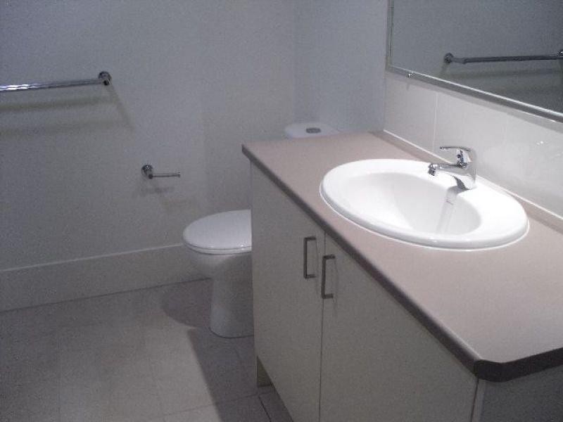 9/12-14 Hawthorne  St, Beenleigh QLD 4207