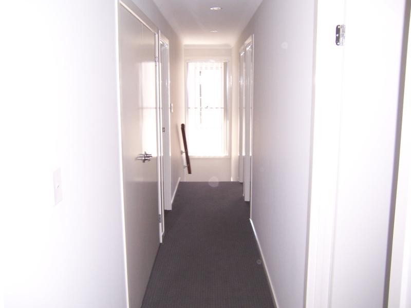 4/50 River Hills Rd, Eagleby QLD 4207