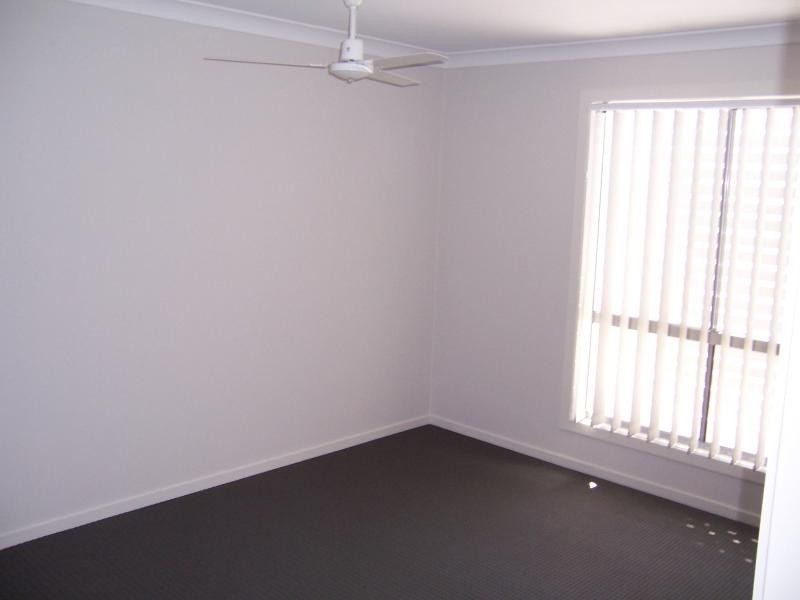 11/50 River Hills Rd, Eagleby QLD 4207