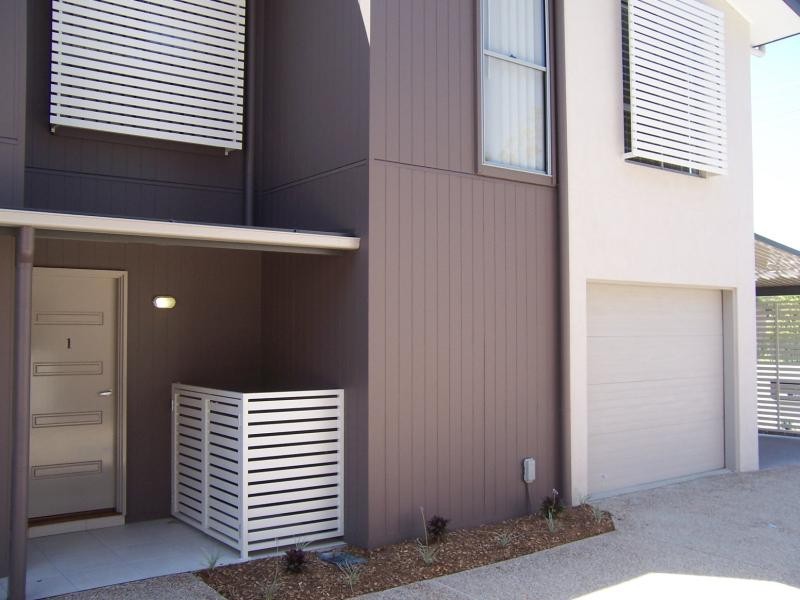 1/50 River Hills Rd, Eagleby QLD 4207