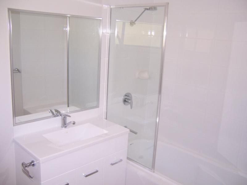 1/50 River Hills Rd, Eagleby QLD 4207