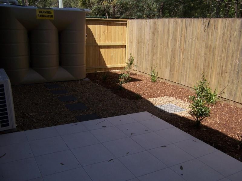 1/50 River Hills Rd, Eagleby QLD 4207