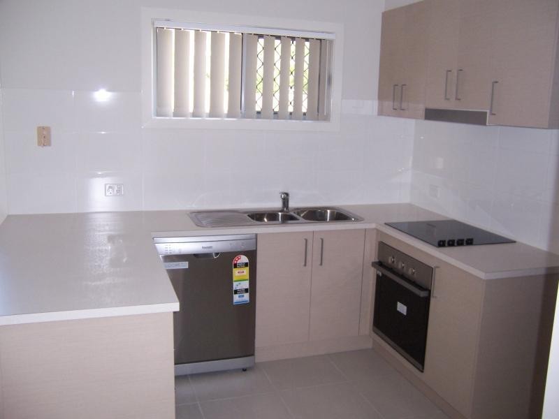 3/50 River Hills Rd, Eagleby QLD 4207