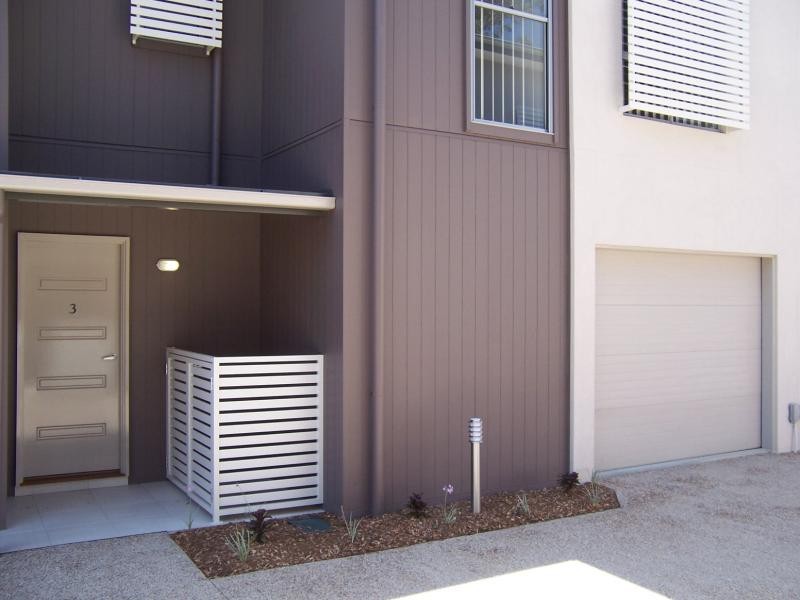 3/50 River Hills Rd, Eagleby QLD 4207