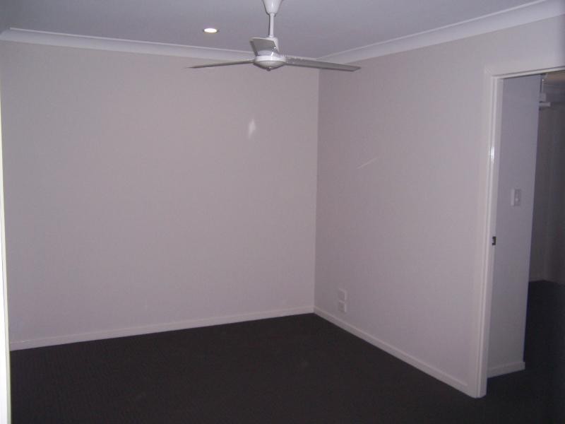 6/50 River Hills Rd, Eagleby QLD 4207