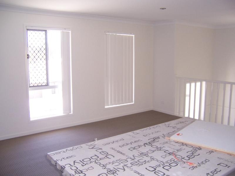 19 Ritz Dr, Coomera QLD 4209