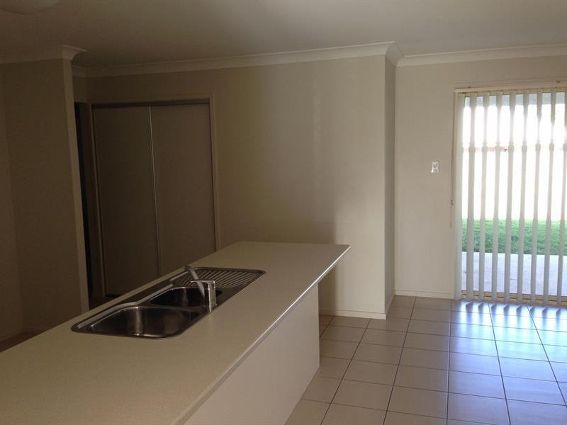 26 Lucy  St, Marsden QLD 4132