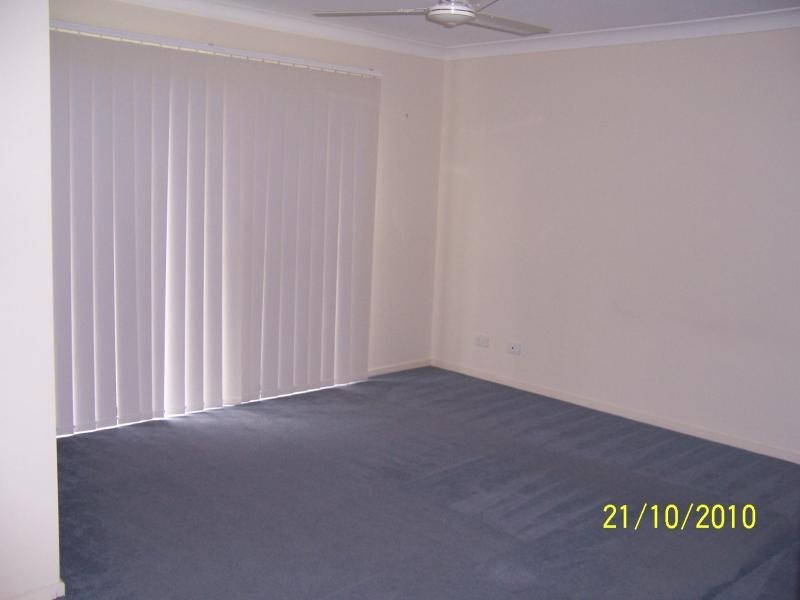 4/17 Park Esp, Coomera QLD 4209