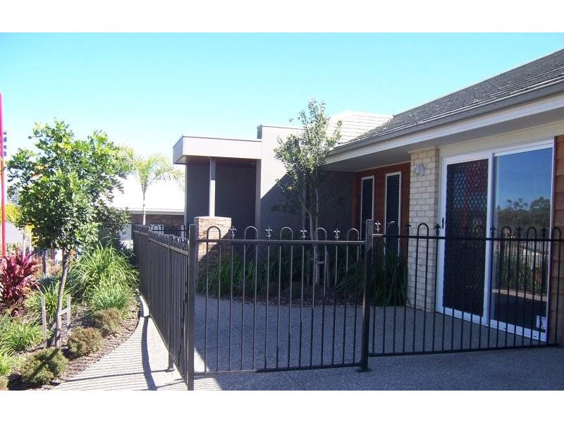 12 Richmond Dr, Waterford QLD 4133