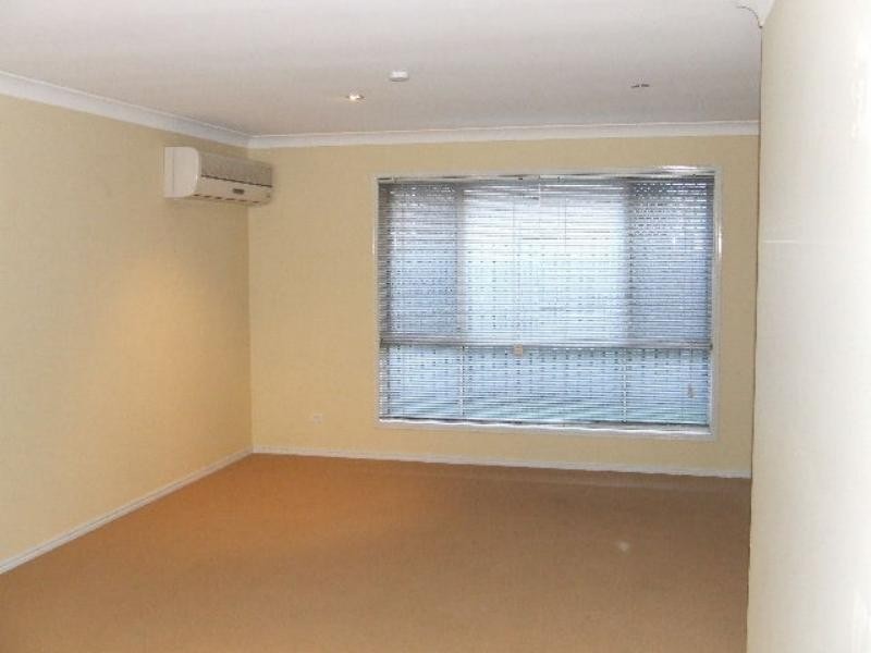 35 Kummara Rd, Edens Landing QLD 4207