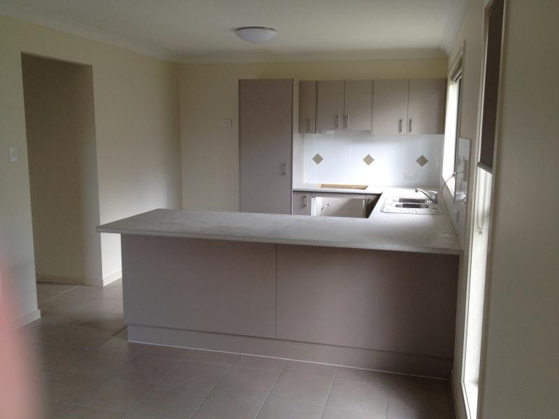 97 Lexey Cres, Wakerley QLD 4154