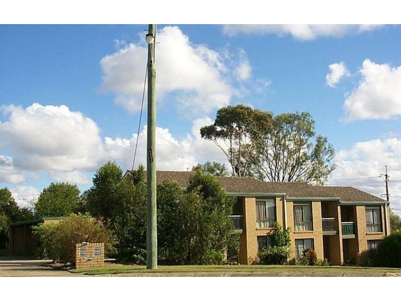 2/3 Guinevere Ct, Bethania QLD 4205