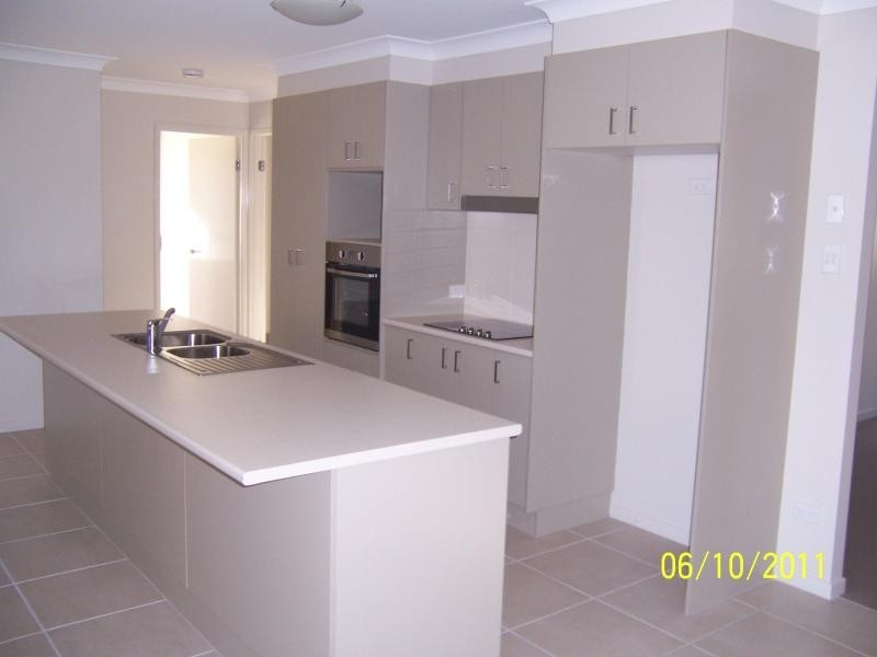 60 Armisfield St, Doolandella QLD 4077