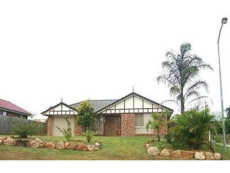 104 Tansey Dr, Tanah Merah QLD 4128